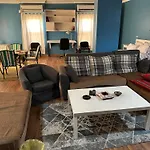 A Cozy Penthouse - Apartment In The 5Th Settlement