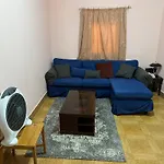 A Cozy Penthouse - Apartment In The 5Th Settlement